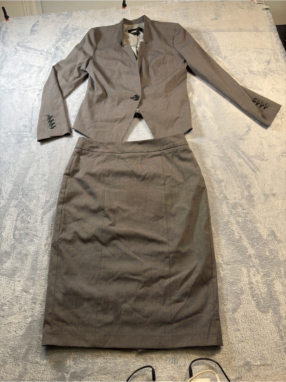 Ann Taylor Gray Pinstripe Pencil Skirt -set with jacket Classic Workwear #3093